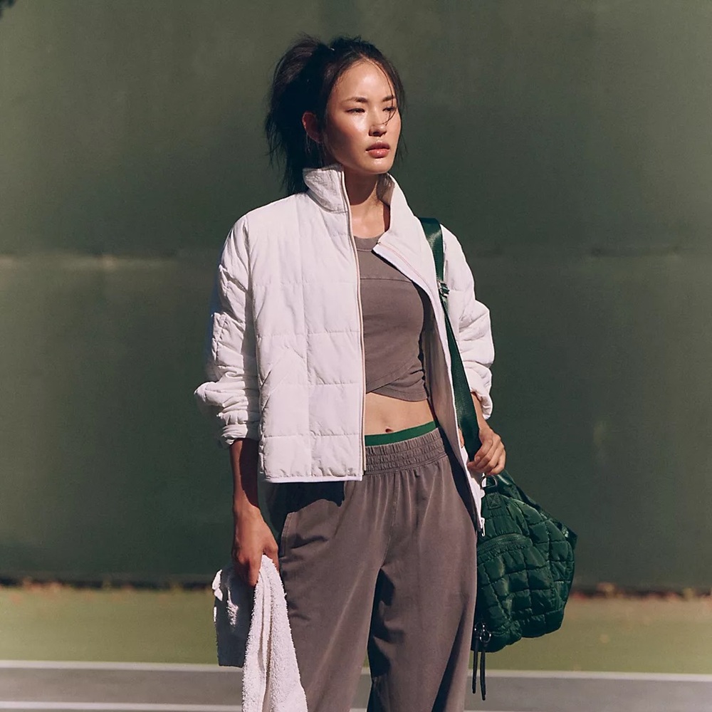 Pippa packable puffer in white - fp movement